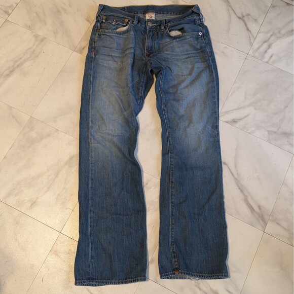 True Religion Jeans Men's Size 32 Blue Bootcut Flap Pockets Tag Denim Distressed - Picture 1 of 12